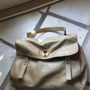 YSL Yves Saint Laurent Muse 2 bag Excellent